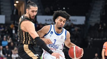 Anadolu Efes, Karşıyaka’yı devirdi