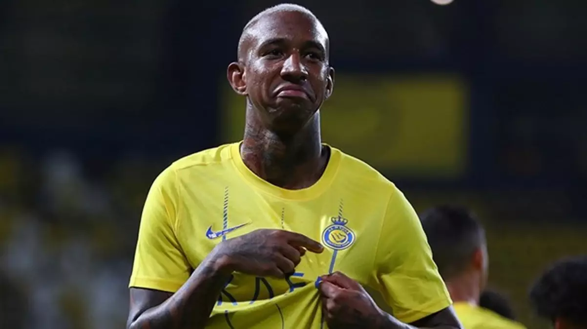 Anderson Talisca’dan Fenerbahçe’ye birinci adım