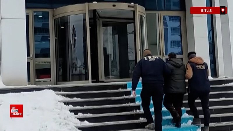 Bitlis’te PKK’lı teröristleri tedavi ettiği sav edilen 3 doktora gözaltı