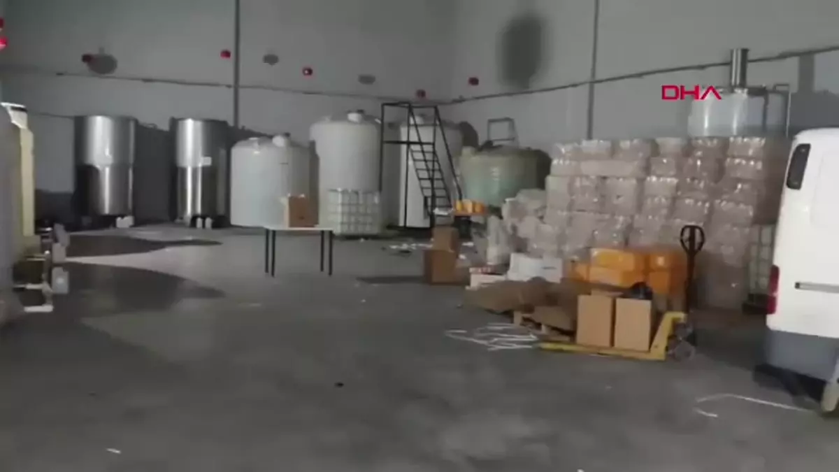 ‘Çengel-14 ve Çengel-15’ operasyonlarında, 136 bin 904 litre geçersiz alkol ve etil alkol ele geçirildi