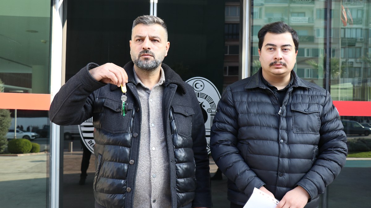 Denizlispor kulüp anahtarları belediye ve valiliğe bırakıldı