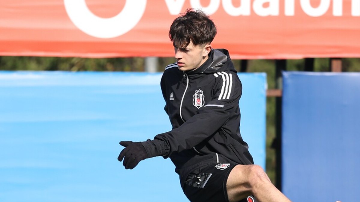 Emirhan Delibaş ve Berkay Vardar dopingden ötürü futboldan 4 yıl men edildi