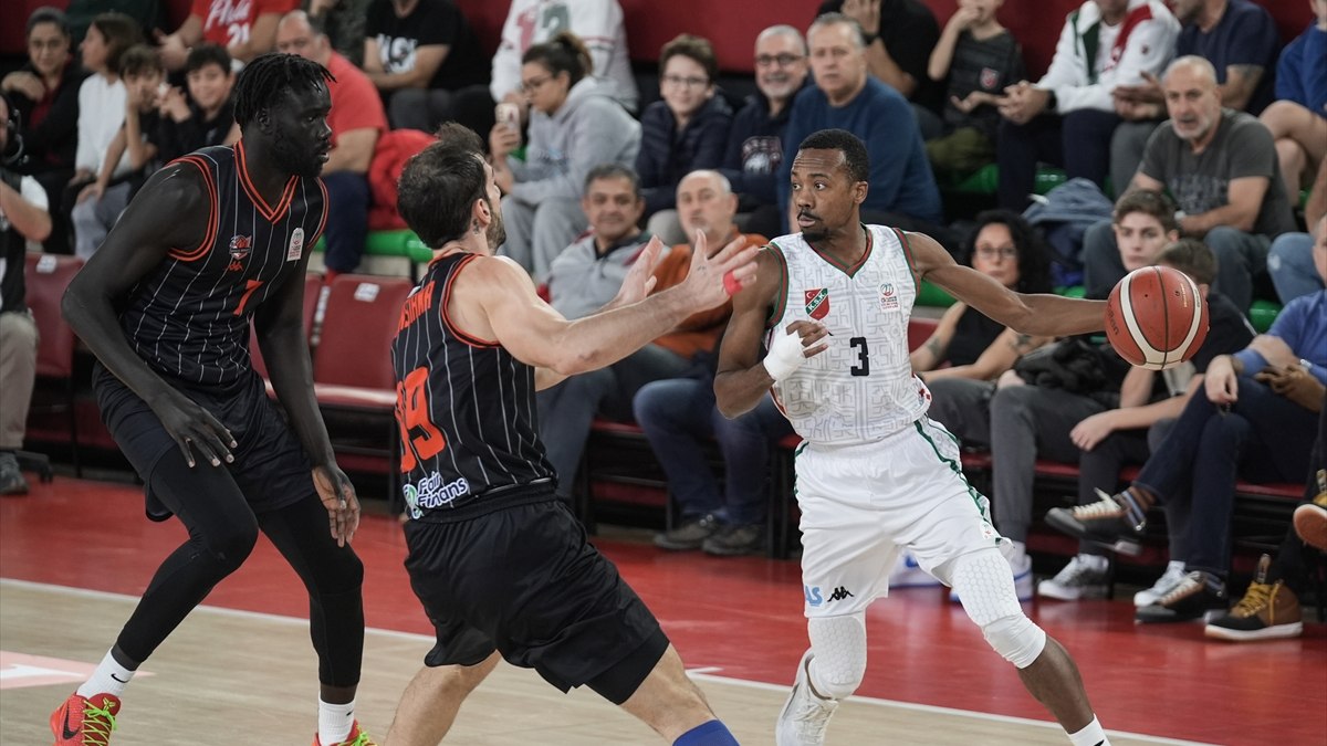 Karşıyaka, Manisa Basket’i mağlup etti