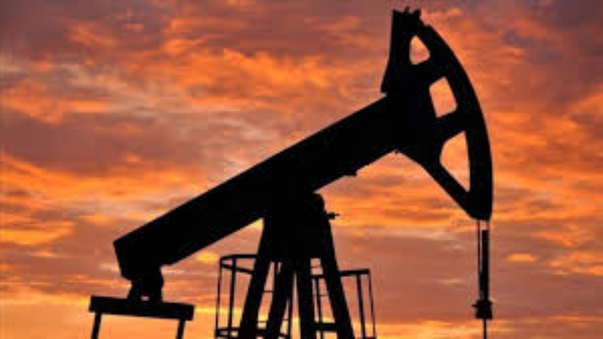 Libya’daki Zaviye Petrol Rafinerisi’nde çıkan yangında son durum