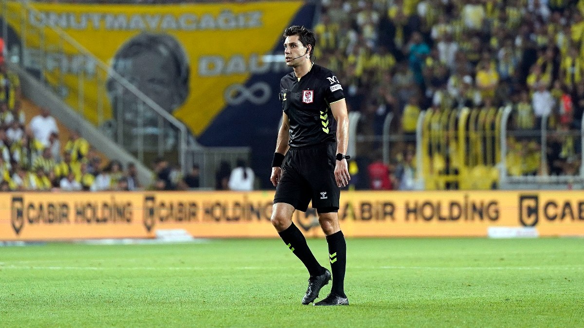 Mehmet Türkmen, mesleğinde birinci sefer derbi yönetecek