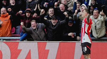 PSV, Feyenoord’u üç golle yıktı