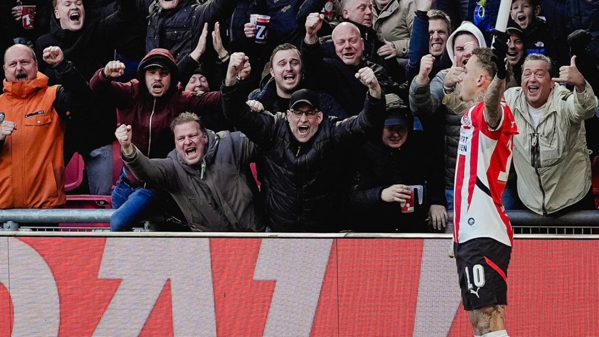 PSV, Feyenoord’u üç golle yıktı