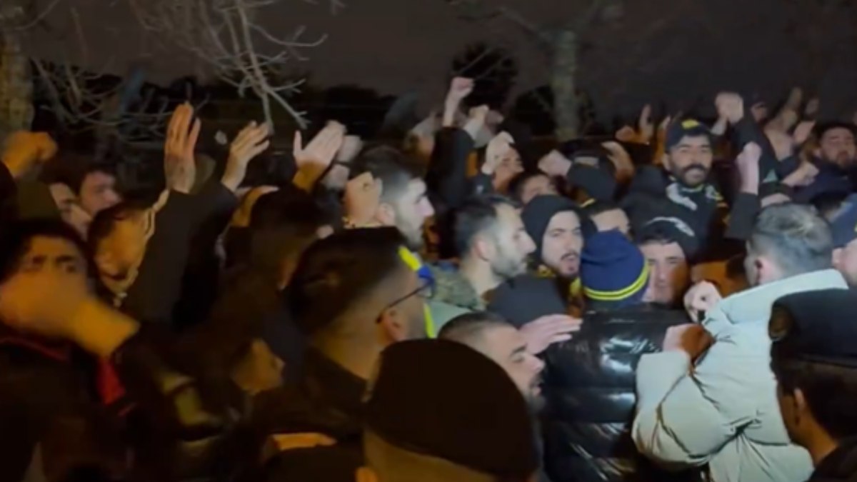 Samandıra’da taraftar isyanı! Ali Koç istifaya çağrıldı